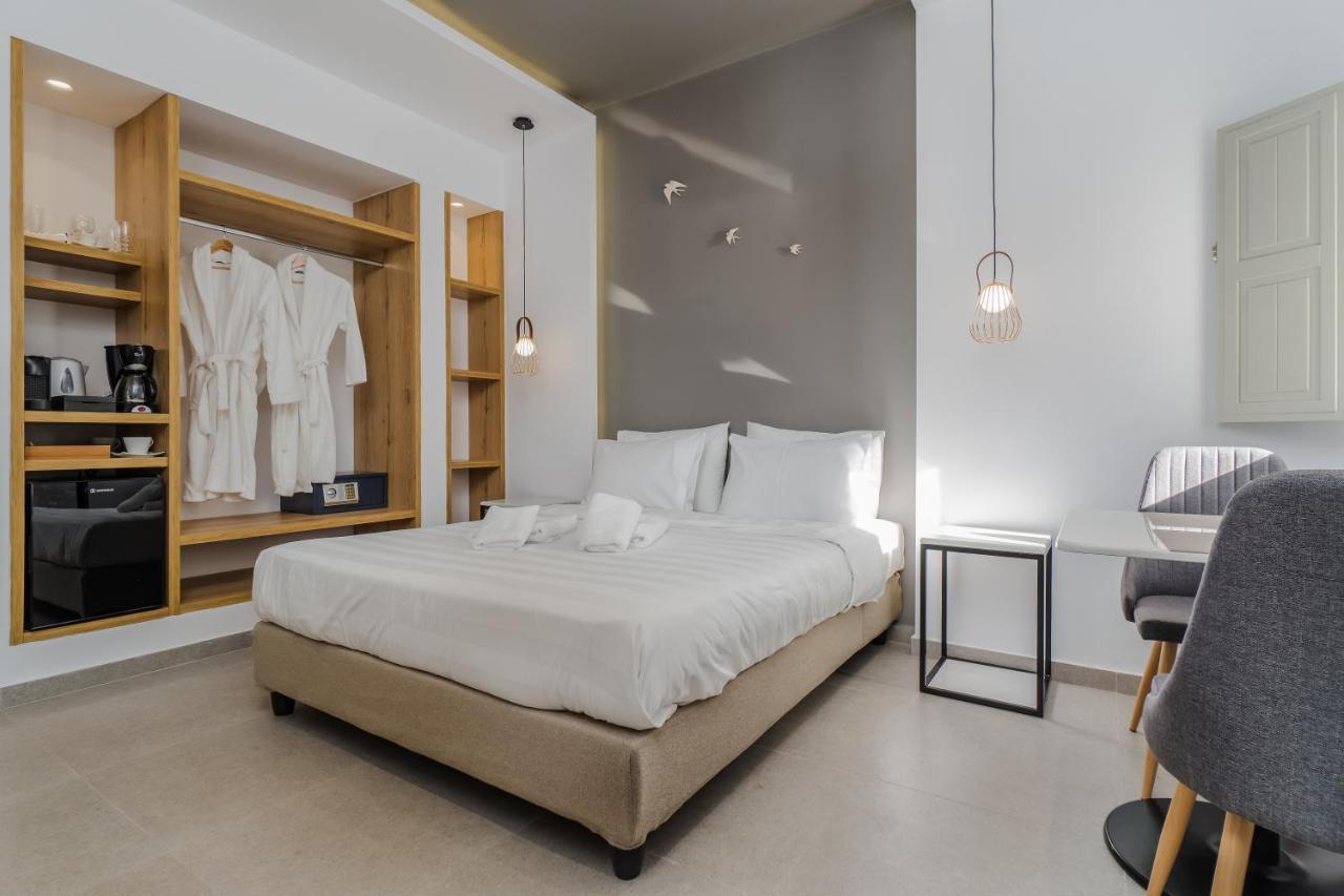 Symphony Suites Santorini Pýrgos Стая снимка