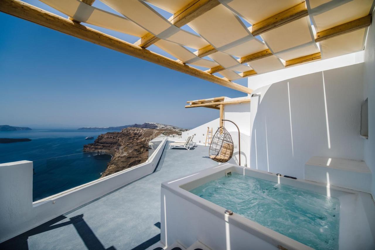 Symphony Suites Santorini Pýrgos Екстериор снимка